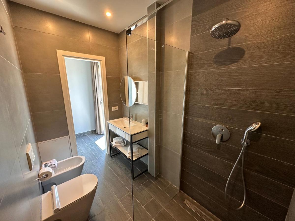 Split Rooftop Suites Durres Exterior photo