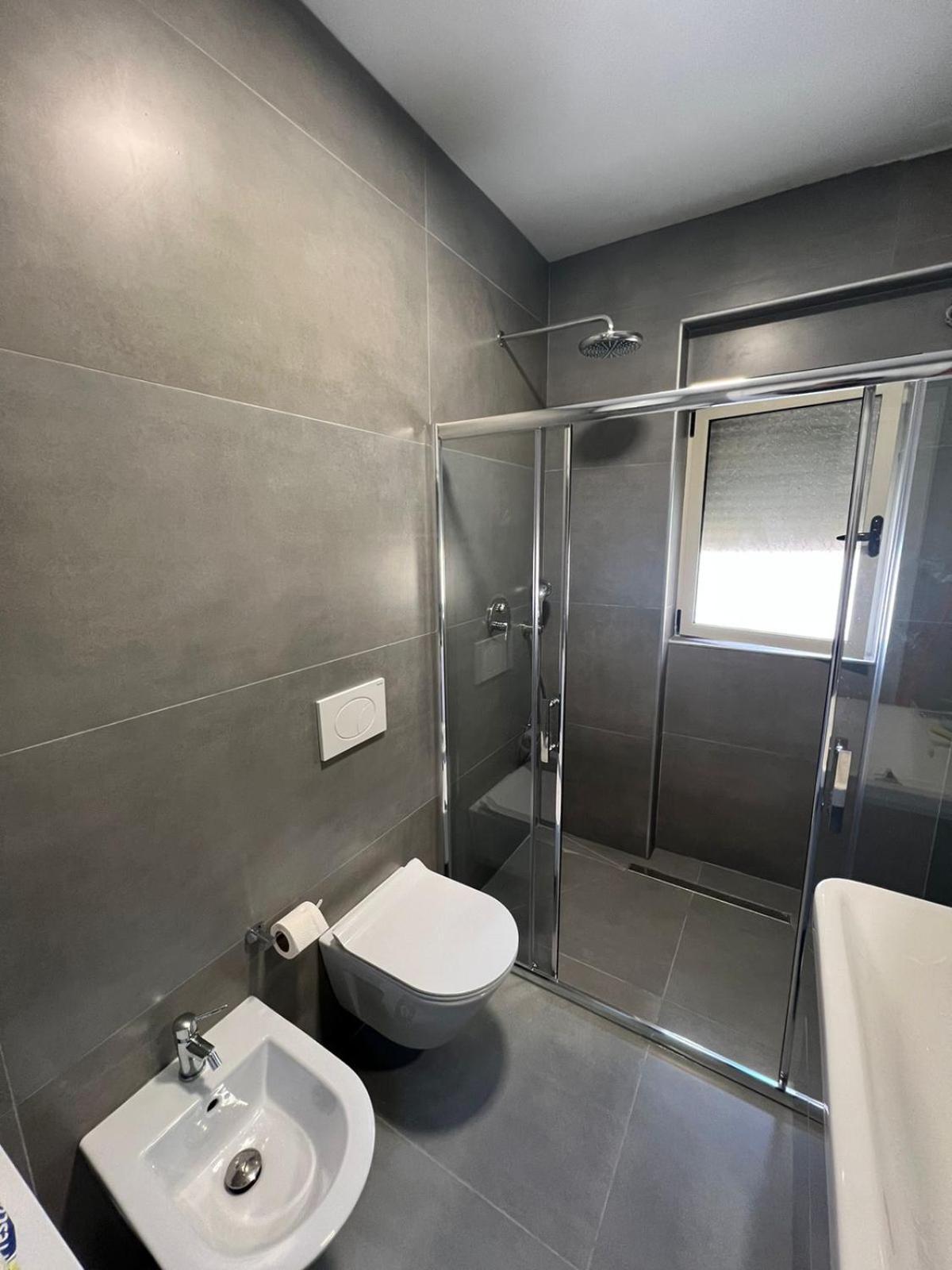 Split Rooftop Suites Durres Exterior photo